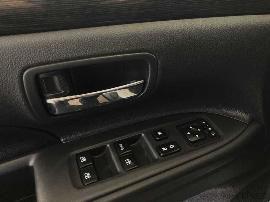 Фото MITSUBISHI Outlander III Рестайлинг 2 с пробегом | №11