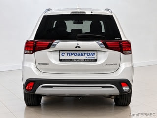 Фото MITSUBISHI Outlander III Рестайлинг 3 с пробегом