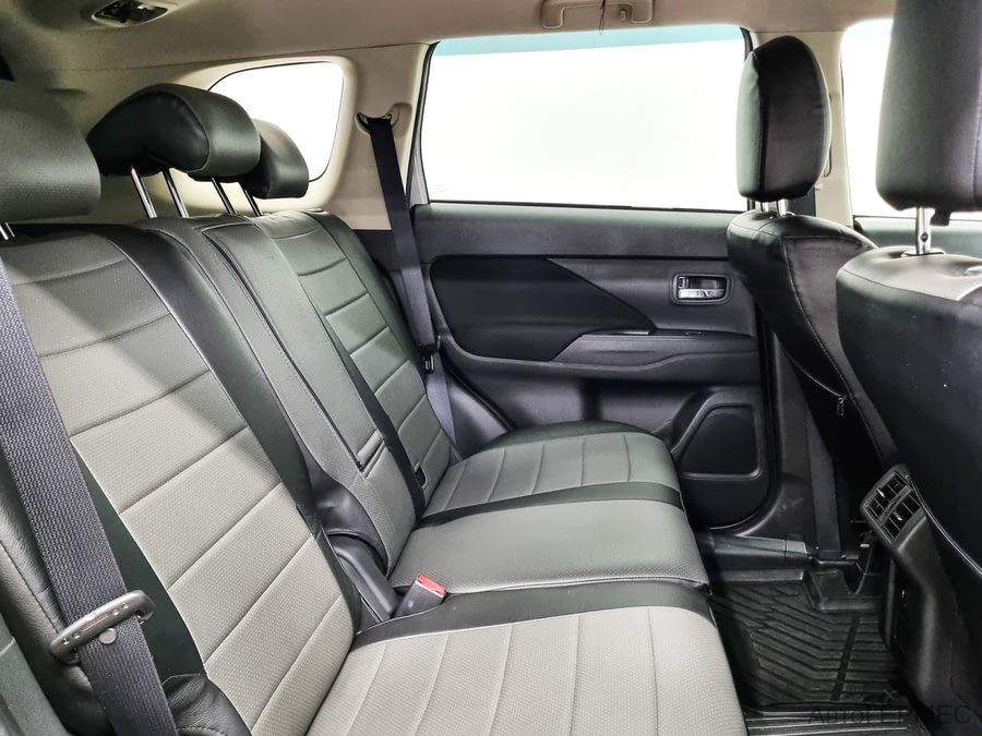 Фото MITSUBISHI Outlander III Рестайлинг 3 с пробегом | №12