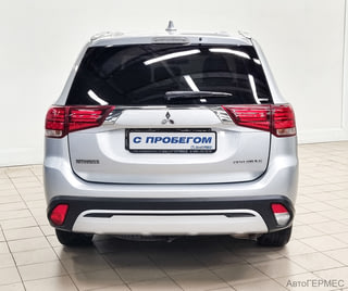 Фото MITSUBISHI Outlander III Рестайлинг 3 с пробегом
