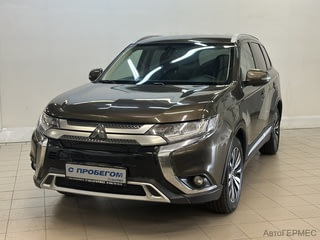 Фото MITSUBISHI Outlander III Рестайлинг 3 с пробегом