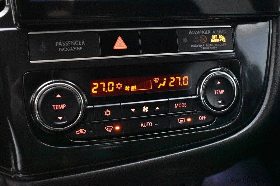 Фото MITSUBISHI Outlander III Рестайлинг 3 с пробегом | №7