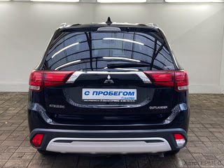 Фото MITSUBISHI Outlander III Рестайлинг 3 с пробегом