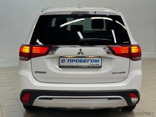 Фото MITSUBISHI Outlander III Рестайлинг 3 с пробегом
