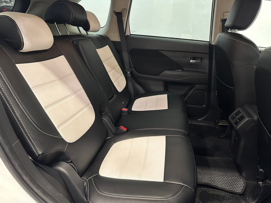 Фото MITSUBISHI Outlander III Рестайлинг 3 с пробегом | №14