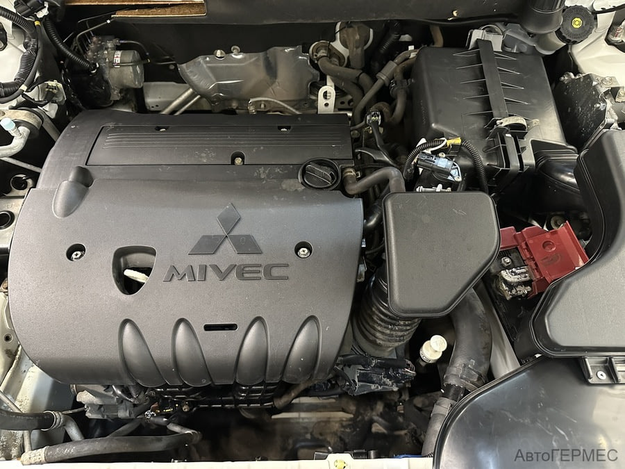 Фото MITSUBISHI Outlander III Рестайлинг 3 с пробегом | №16