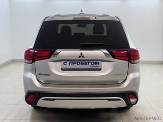 Фото MITSUBISHI Outlander III Рестайлинг 3 с пробегом