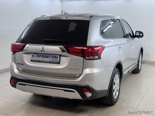 Фото MITSUBISHI Outlander III Рестайлинг 3 с пробегом