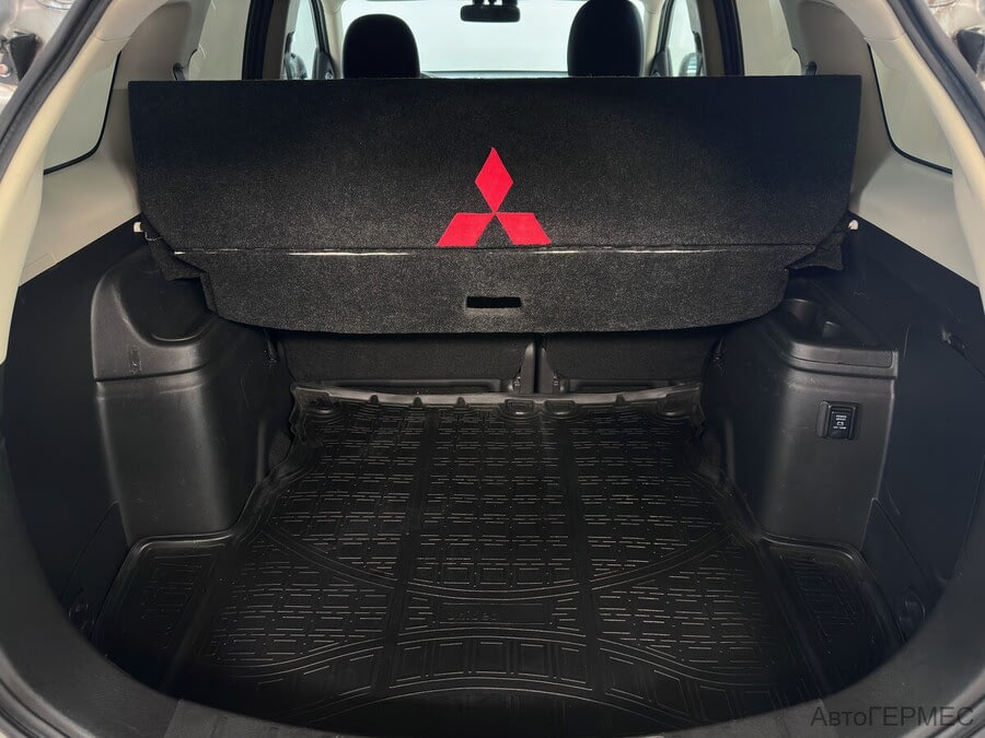 Фото MITSUBISHI Outlander III Рестайлинг 3 с пробегом | №13