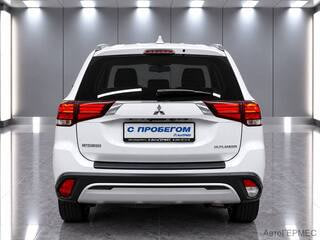 Фото MITSUBISHI Outlander III Рестайлинг 3 с пробегом