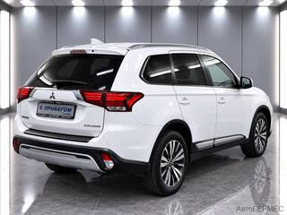 Фото MITSUBISHI Outlander III Рестайлинг 3 с пробегом
