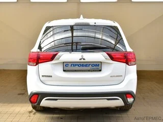 Фото MITSUBISHI Outlander III Рестайлинг 3 с пробегом Фото MITSUBISHI Outlander III Рестайлинг 3 с пробегом