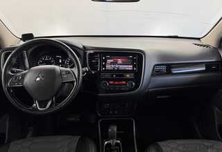 Фото MITSUBISHI Outlander III Рестайлинг 3 с пробегом Фото MITSUBISHI Outlander III Рестайлинг 3 с пробегом