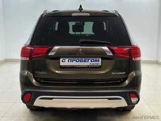 Фото MITSUBISHI Outlander III Рестайлинг 3 с пробегом
