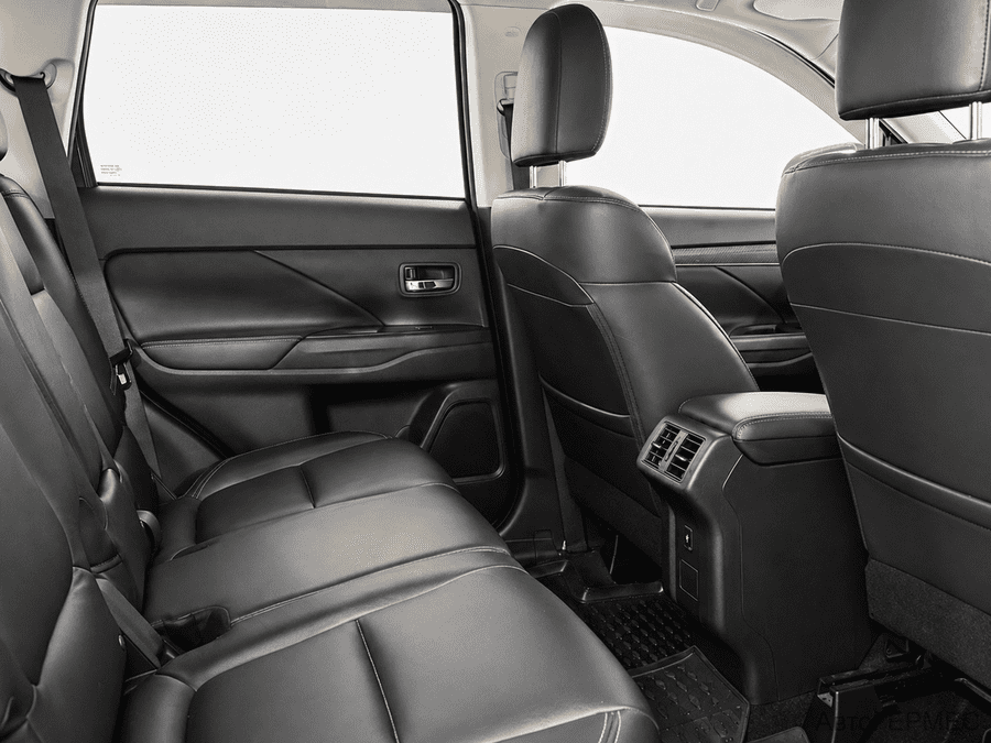 Фото MITSUBISHI Outlander III Рестайлинг 3 с пробегом | №14