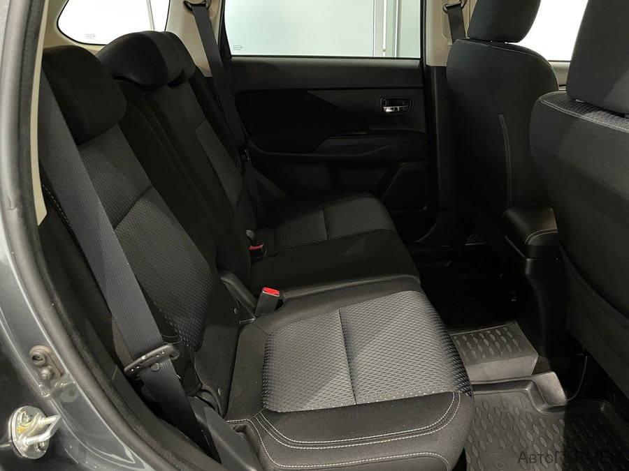 Фото MITSUBISHI Outlander III Рестайлинг 3 с пробегом | №15 Фото MITSUBISHI Outlander III Рестайлинг 3 с пробегом | №15