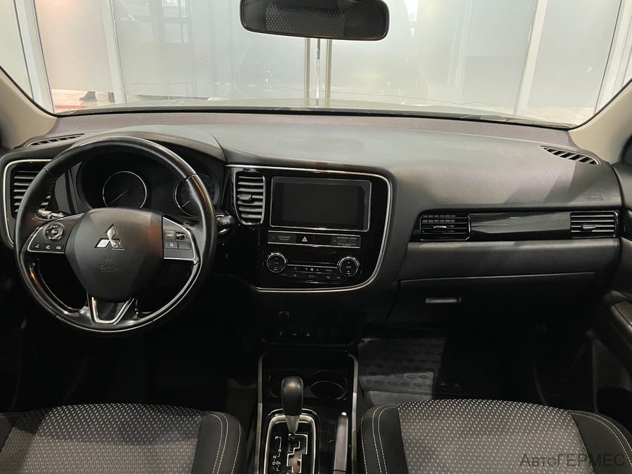 Фото MITSUBISHI Outlander III Рестайлинг 3 с пробегом | №5 Фото MITSUBISHI Outlander III Рестайлинг 3 с пробегом | №5