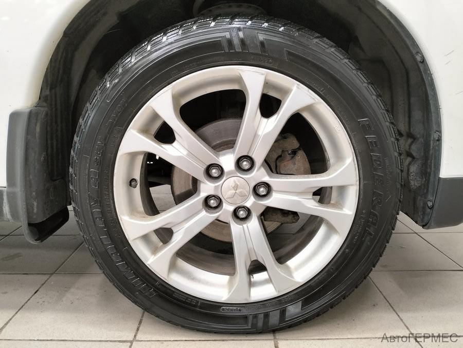 Фото MITSUBISHI Outlander III с пробегом | №16 Фото MITSUBISHI Outlander III с пробегом | №16