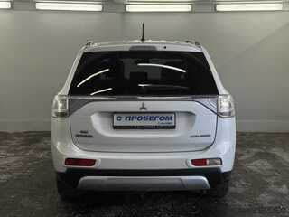 Фото MITSUBISHI Outlander III Рестайлинг с пробегом