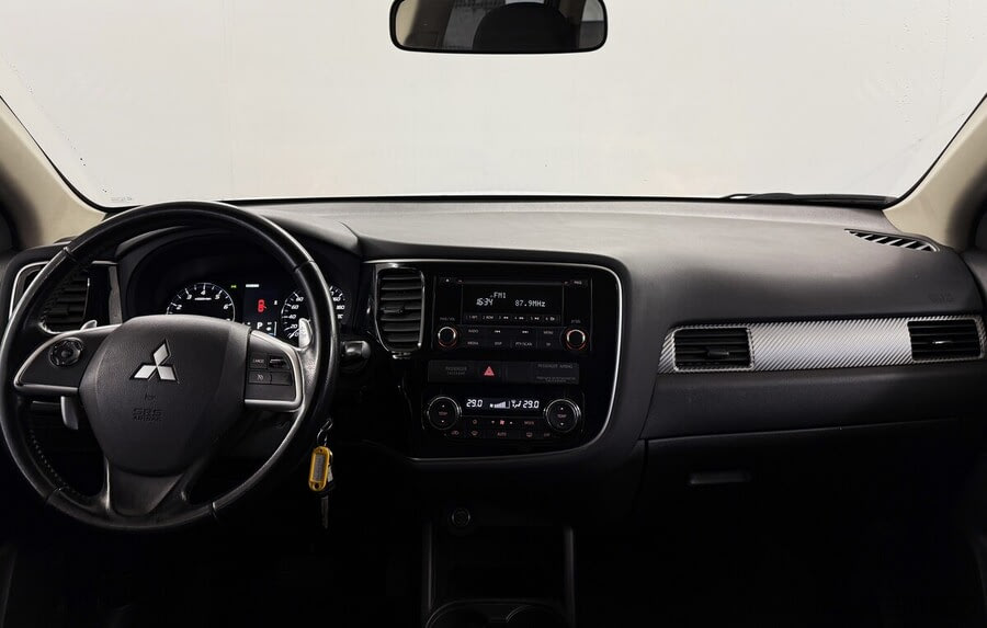 Фото MITSUBISHI Outlander III Рестайлинг с пробегом | №6