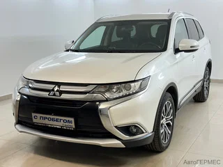 Фото MITSUBISHI Outlander III Рестайлинг 2 с пробегом Фото MITSUBISHI Outlander III Рестайлинг 2 с пробегом