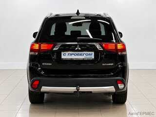 Фото MITSUBISHI Outlander III Рестайлинг 2 с пробегом Фото MITSUBISHI Outlander III Рестайлинг 2 с пробегом
