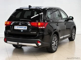 Фото MITSUBISHI Outlander III Рестайлинг 2 с пробегом Фото MITSUBISHI Outlander III Рестайлинг 2 с пробегом