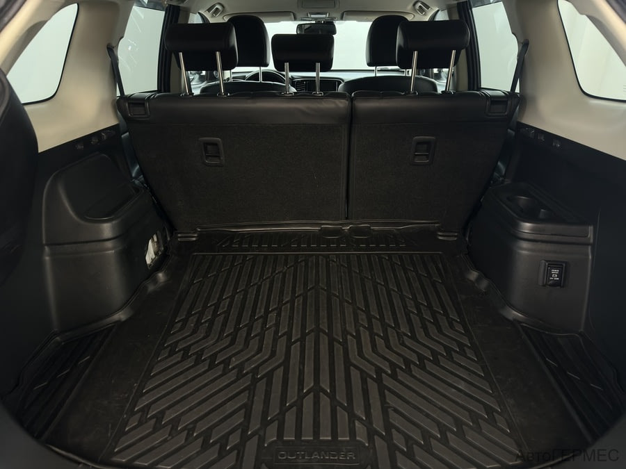 Фото MITSUBISHI Outlander III Рестайлинг 3 с пробегом | №15 Фото MITSUBISHI Outlander III Рестайлинг 3 с пробегом | №15