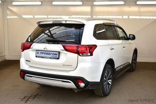 Фото MITSUBISHI Outlander III Рестайлинг 3 с пробегом