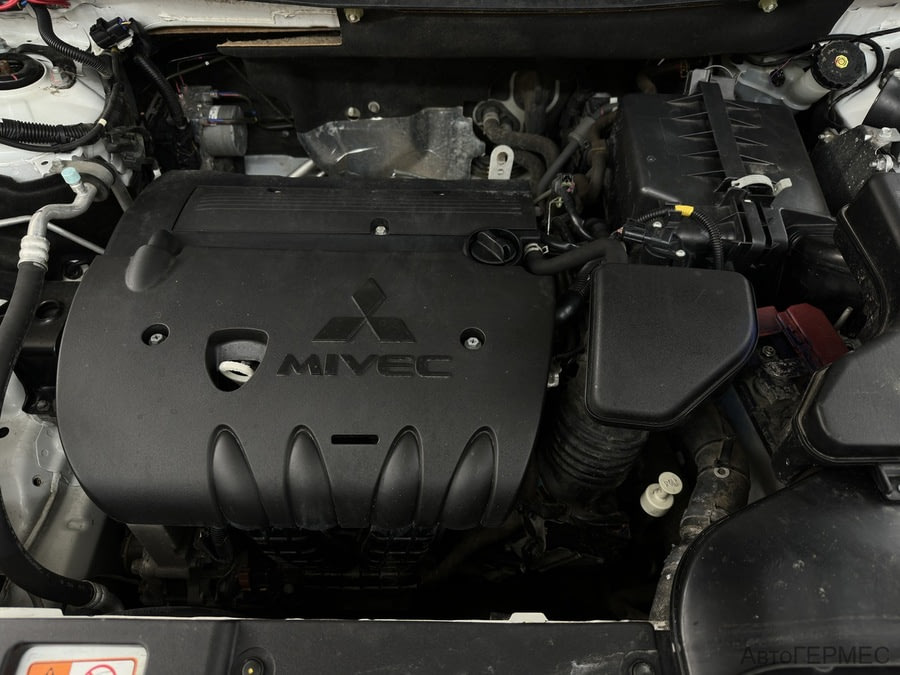 Фото MITSUBISHI Outlander III Рестайлинг 3 с пробегом | №16 Фото MITSUBISHI Outlander III Рестайлинг 3 с пробегом | №16