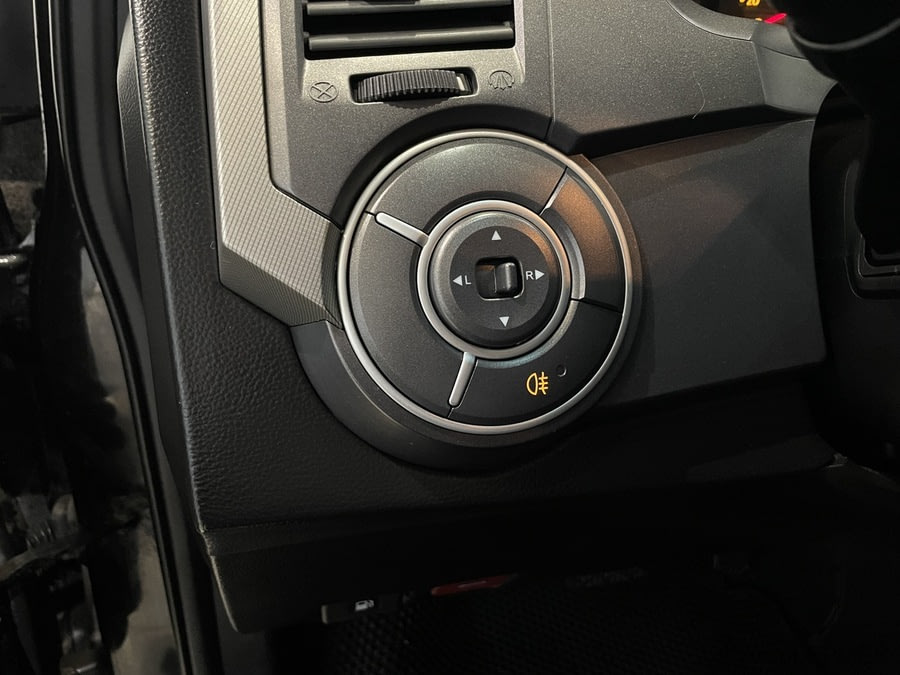 Фото SsangYong Kyron I Рестайлинг с пробегом | №10 Фото SsangYong Kyron I Рестайлинг с пробегом | №10