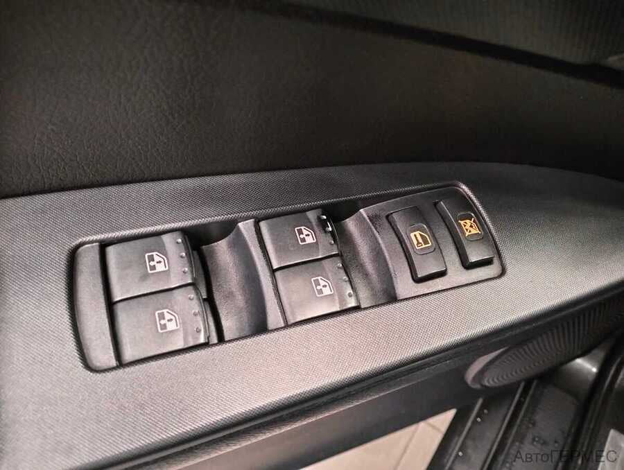 Фото SsangYong Kyron I Рестайлинг с пробегом | №9