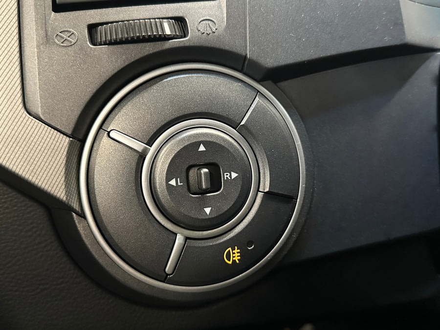 Фото SsangYong Kyron I Рестайлинг с пробегом | №8