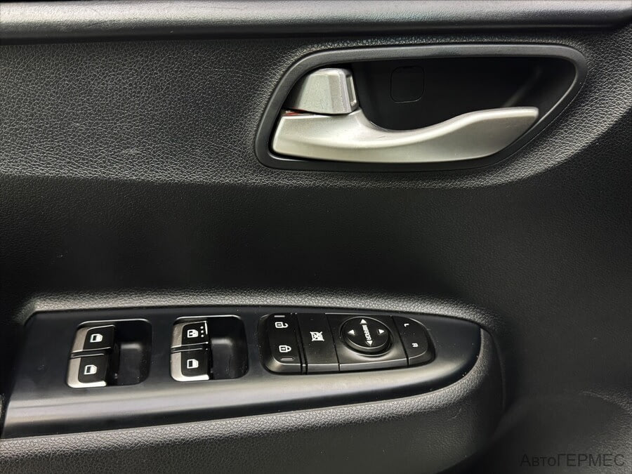 Фото Kia Rio IV с пробегом | №10