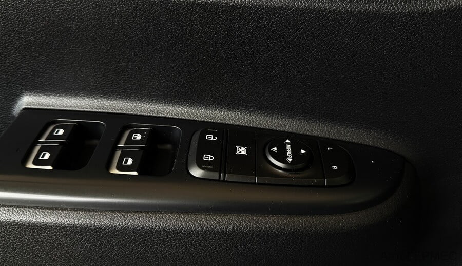 Фото Kia Rio IV с пробегом | №9 Фото Kia Rio IV с пробегом | №9