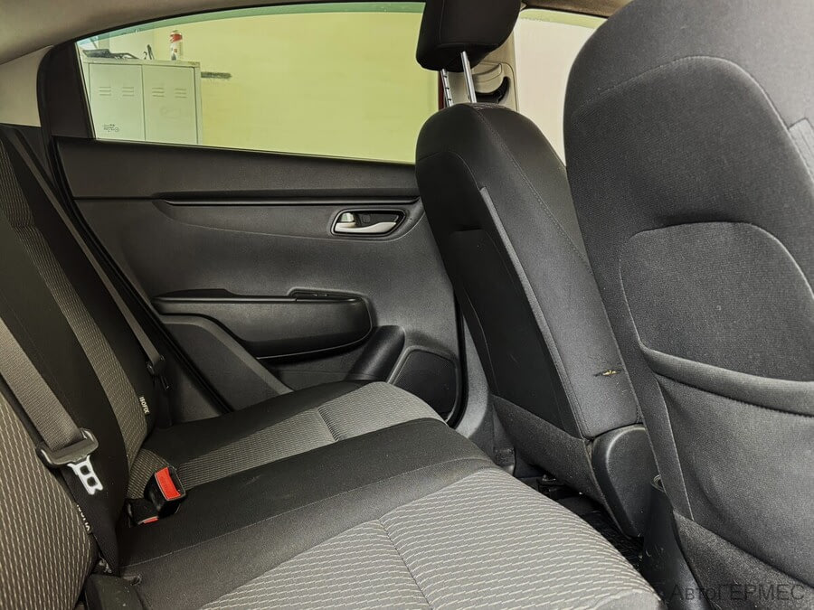 Фото Kia Rio IV с пробегом | №12