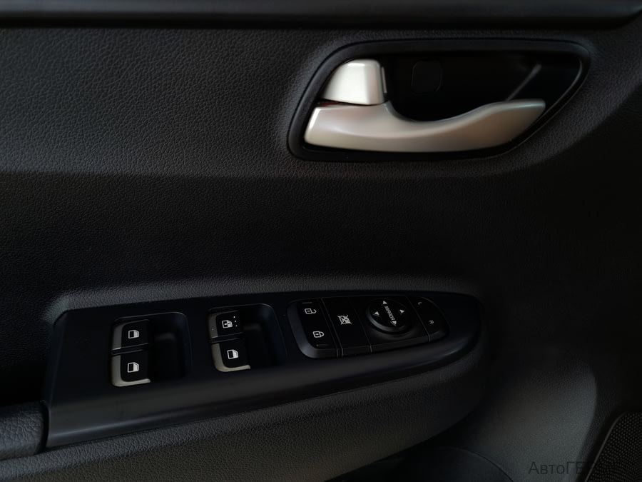 Фото Kia Rio IV с пробегом | №9 Фото Kia Rio IV с пробегом | №9