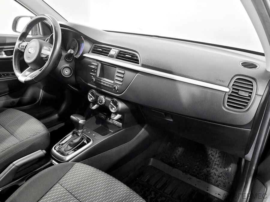 Фото Kia Rio IV с пробегом | №11