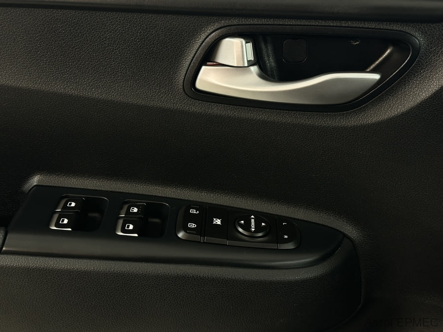 Фото SOLARIS KRX I с пробегом | №10