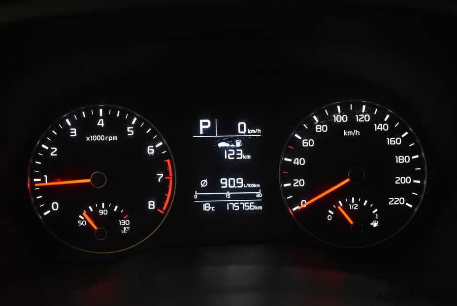 Фото Kia RIO X IV Рестайлинг с пробегом | №6
