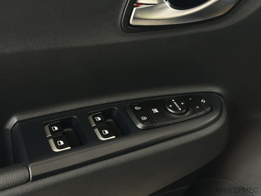 Фото Kia RIO X IV Рестайлинг с пробегом | №9