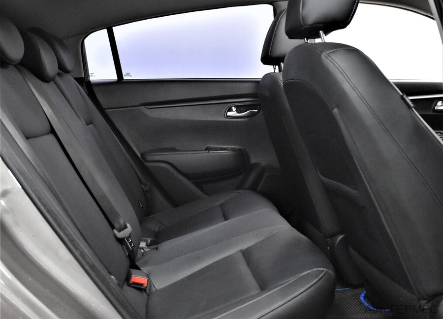 Фото Kia RIO X IV Рестайлинг с пробегом | №13