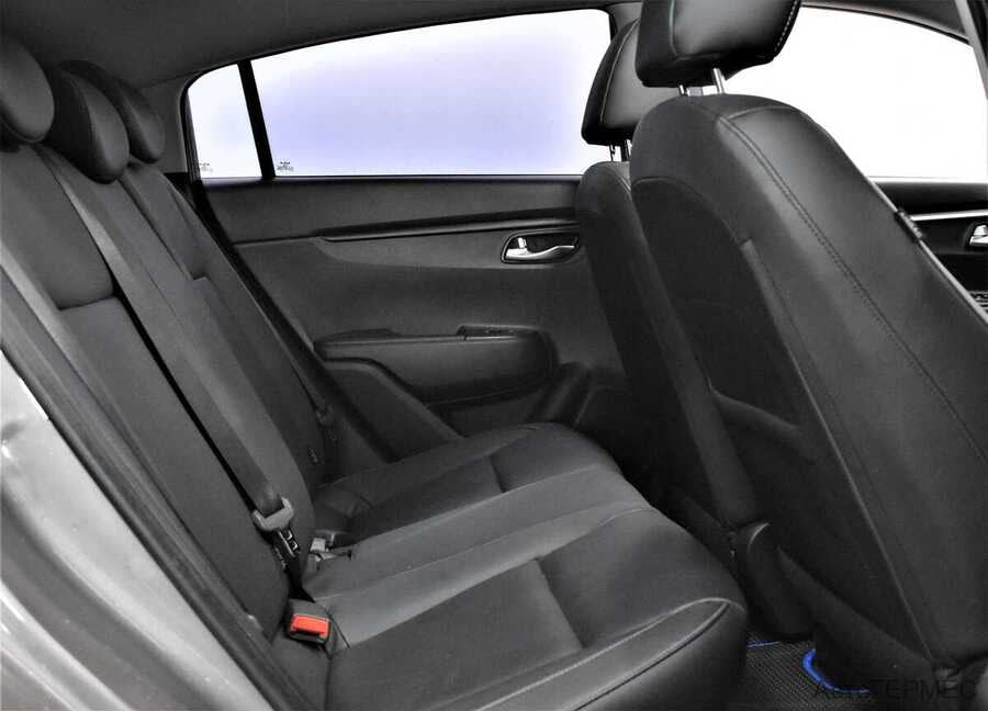 Фото Kia RIO X IV Рестайлинг с пробегом | №13