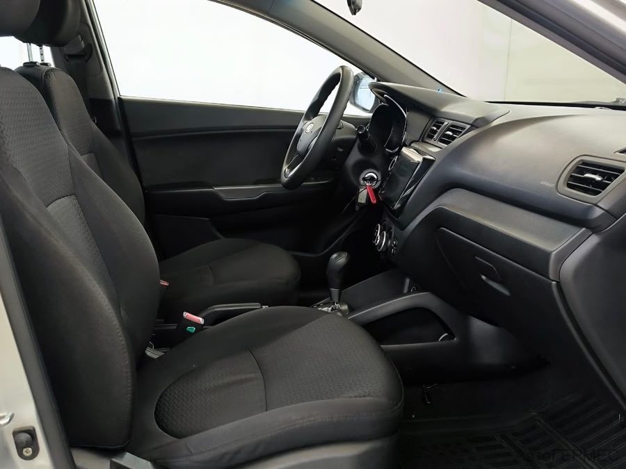 Фото Kia Rio III с пробегом | №10 Фото Kia Rio III с пробегом | №10
