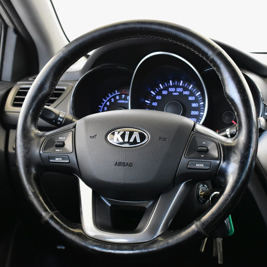 Фото Kia Rio III с пробегом | №8 Фото Kia Rio III с пробегом | №8