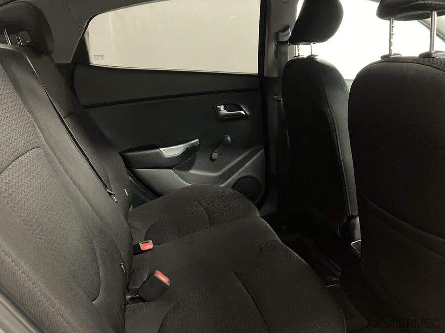 Фото Kia Rio III с пробегом | №12 Фото Kia Rio III с пробегом | №12