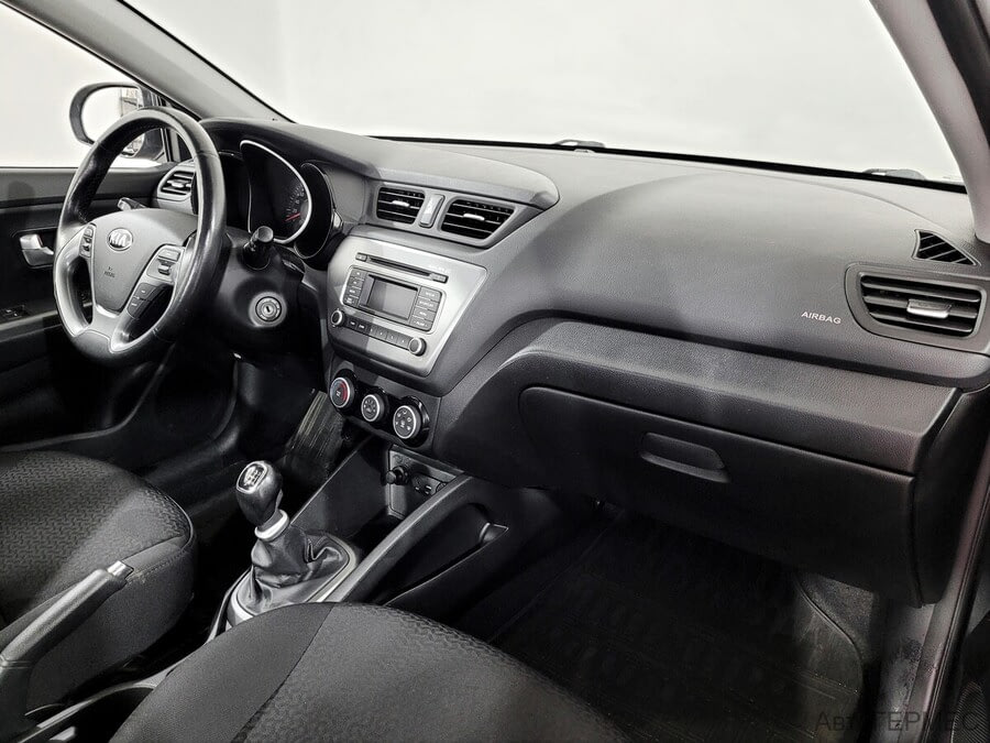 Фото Kia Rio III Рестайлинг с пробегом | №11 Фото Kia Rio III Рестайлинг с пробегом | №11