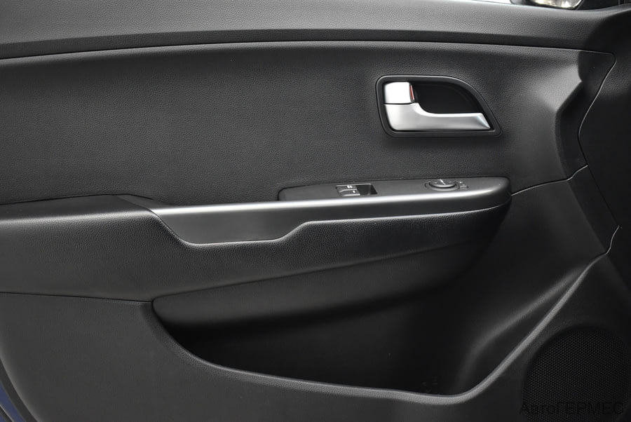 Фото Kia Rio III Рестайлинг с пробегом | №11