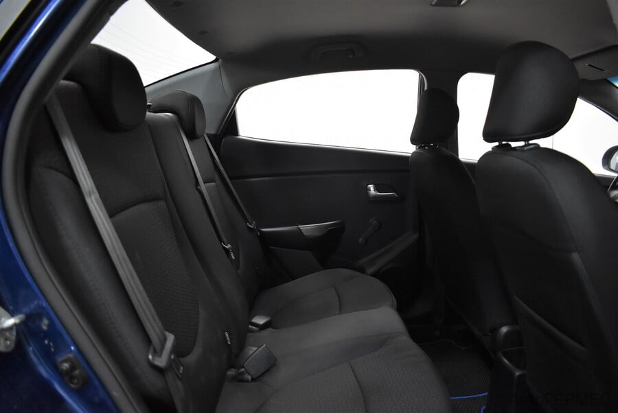 Фото Kia Rio III Рестайлинг с пробегом | №13