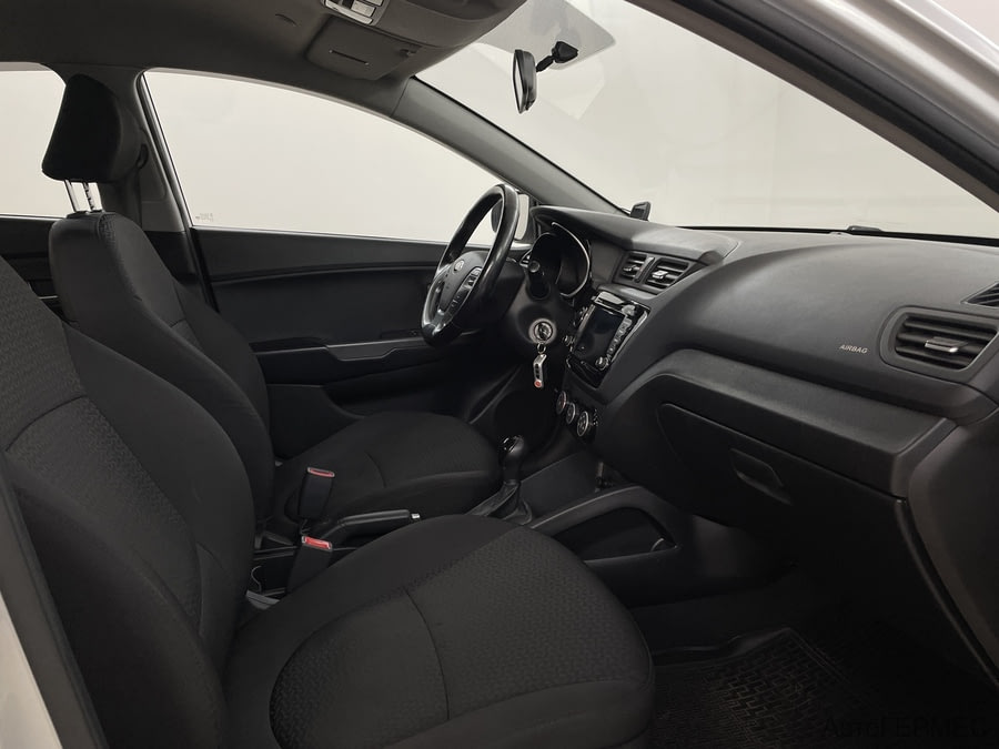 Фото Kia Rio III Рестайлинг с пробегом | №12 Фото Kia Rio III Рестайлинг с пробегом | №12